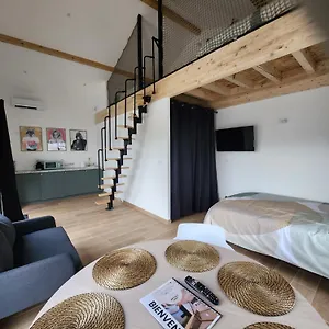 The Bedroom - Proche Aeroport Lyon, Groupama Stadium, Ldlc Arena, Eurexpo, Viarhona Appartement